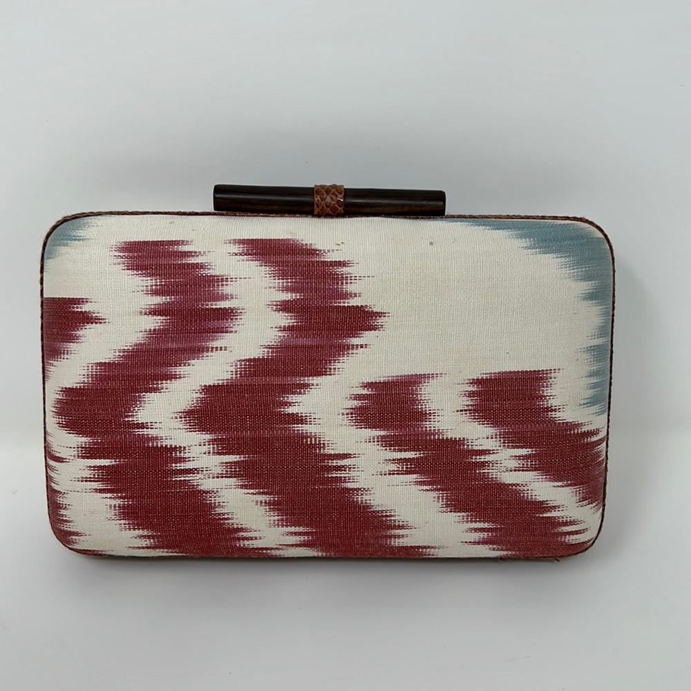 Jenny Polanko clutch with Ikat design